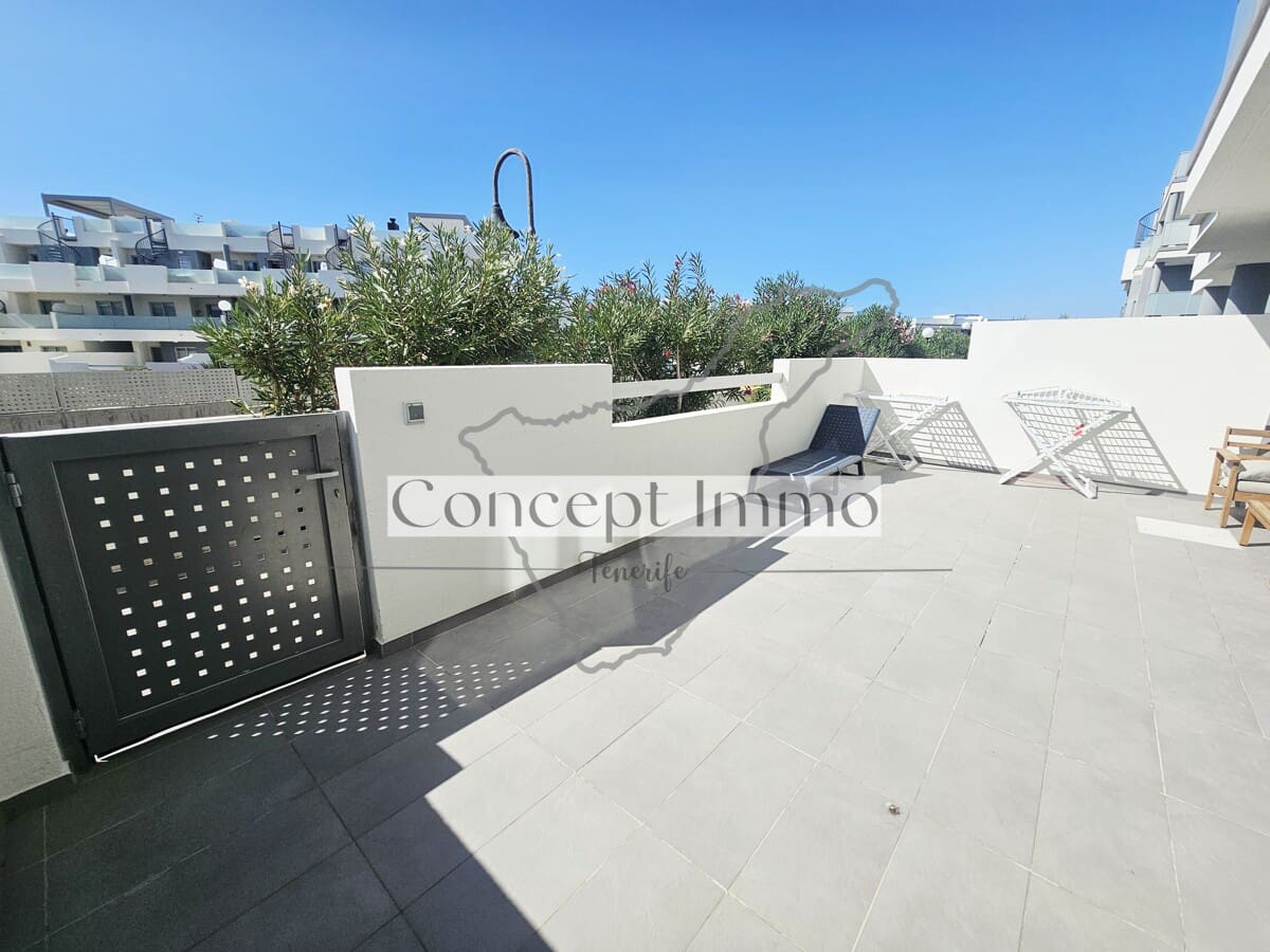 2 bedroom Flat for sale in La Tejita with pool garage - € 315,000 (Ref: 9891287)