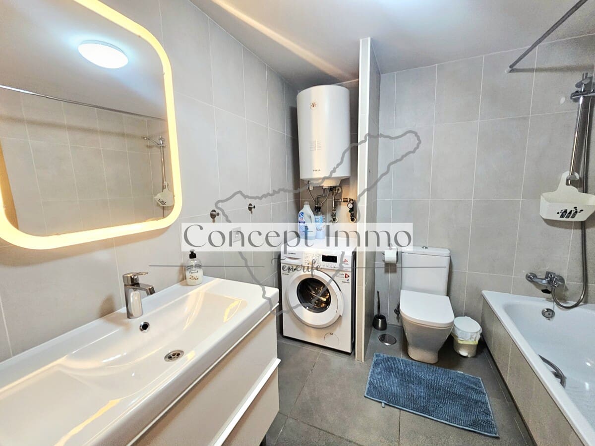 2 bedroom Flat for sale in La Tejita with pool garage - € 315,000 (Ref: 9891287)