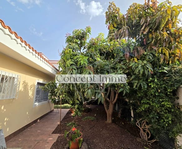 3 quarto Casa em Banda para venda em Costa del Silencio, Arona com garagem - 530 000 € (Ref: 9935320)