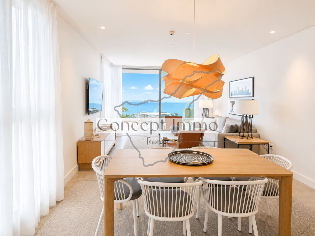 2 chambre Appartement à vendre à Guia de Isora avec piscine garage - 1 150 000 € (Ref: 9941576)