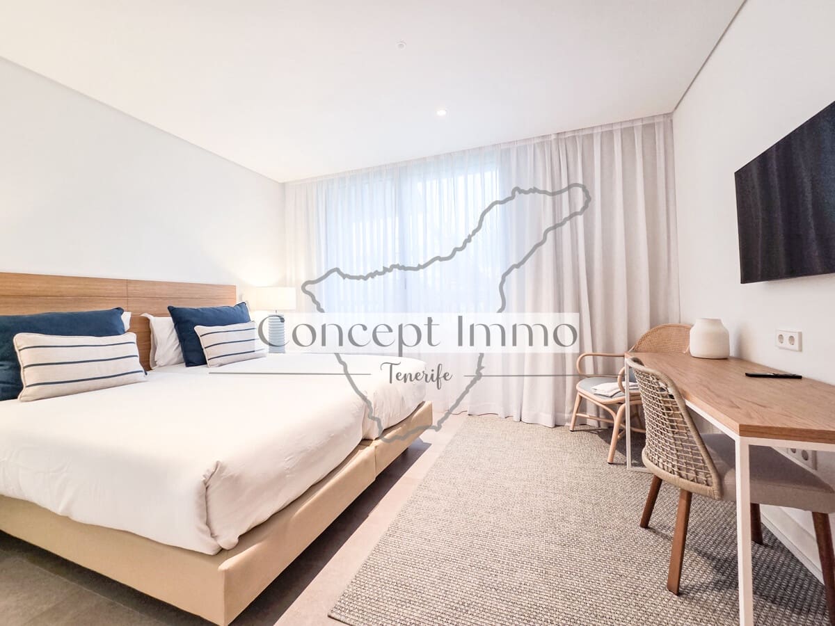 2 chambre Appartement à vendre à Guia de Isora avec piscine garage - 1 150 000 € (Ref: 9941576)