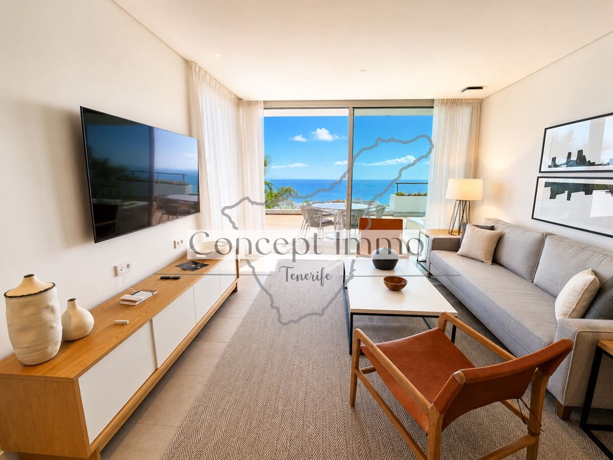 2 chambre Appartement à vendre à Guia de Isora avec piscine garage - 1 150 000 € (Ref: 9941576)