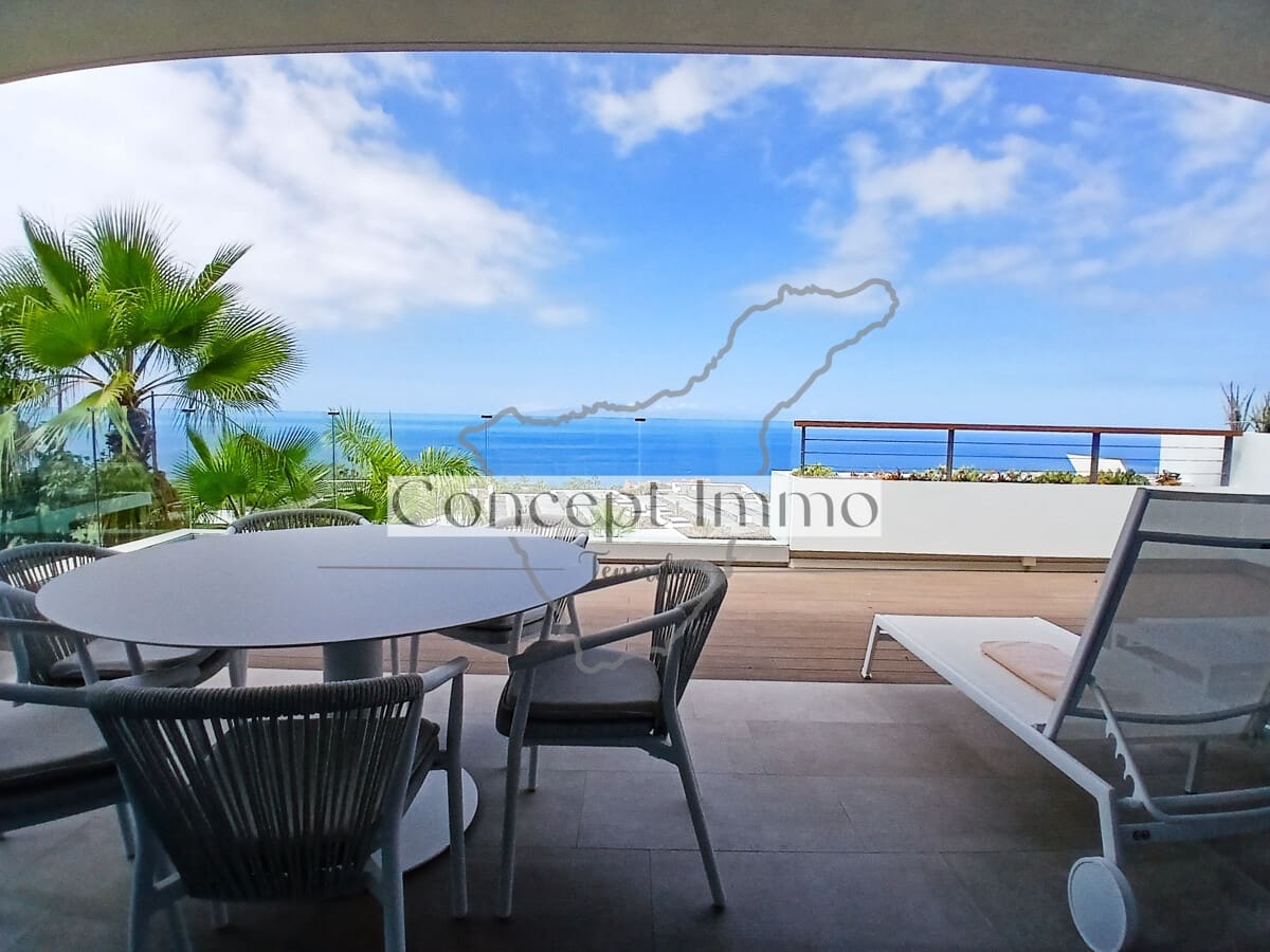 2 bedroom Flat for sale in Guia de Isora with pool garage - € 1,150,000 (Ref: 9941576)