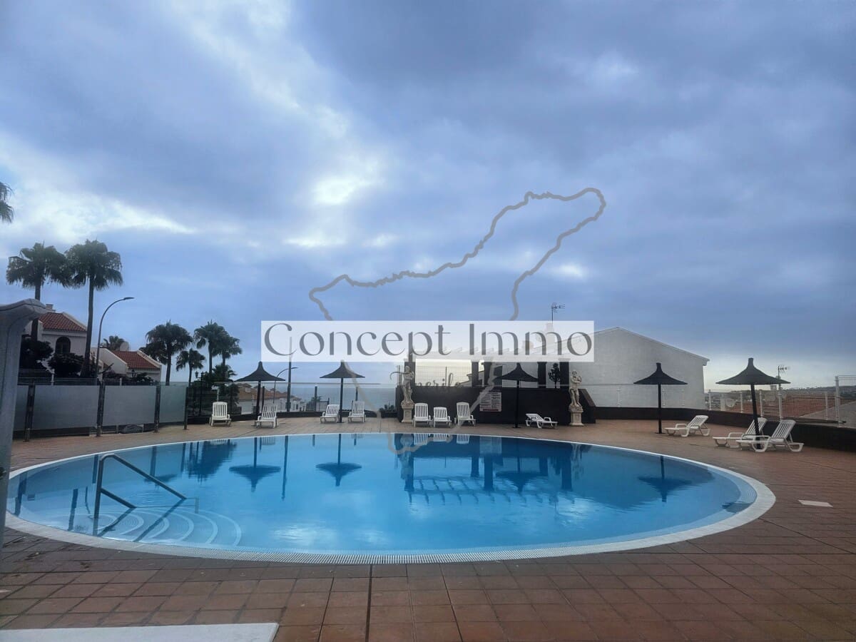 2 chambre Appartement à vendre à Costa Adeje avec piscine garage - 255 000 € (Ref: 9941577)