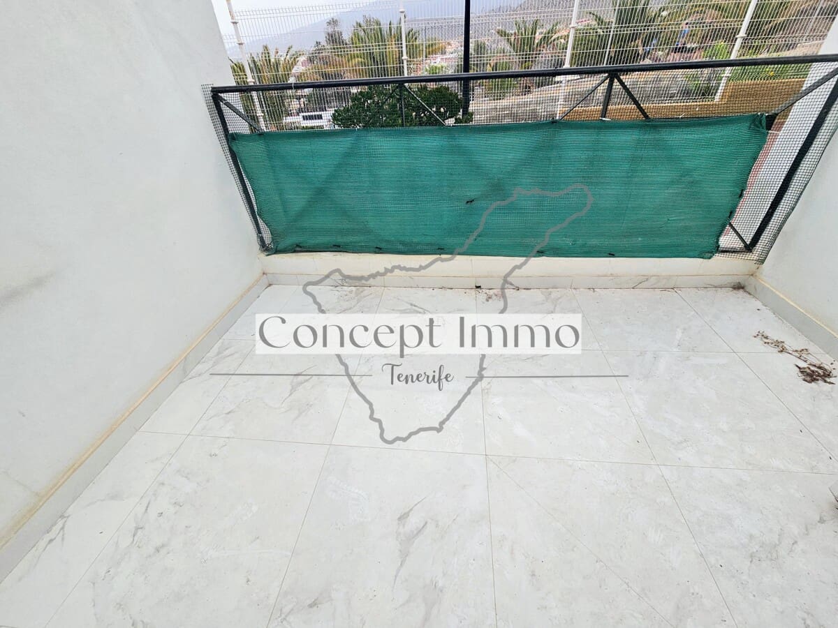 2 chambre Appartement à vendre à Costa Adeje avec piscine garage - 255 000 € (Ref: 9941577)