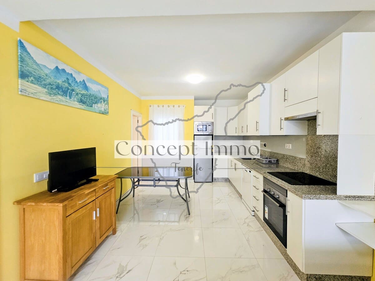 2 chambre Appartement à vendre à Costa Adeje avec piscine garage - 255 000 € (Ref: 9941577)