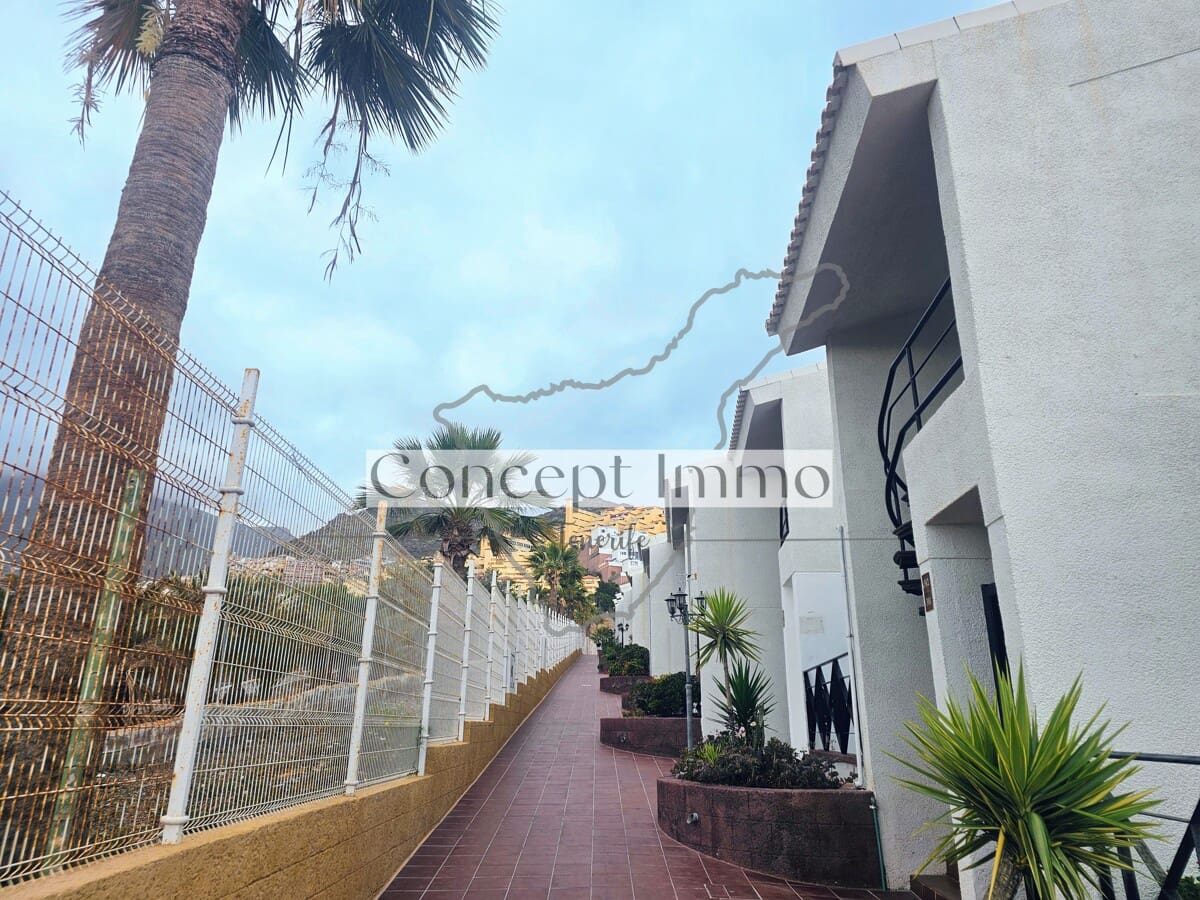 2 chambre Appartement à vendre à Costa Adeje avec piscine garage - 255 000 € (Ref: 9941577)