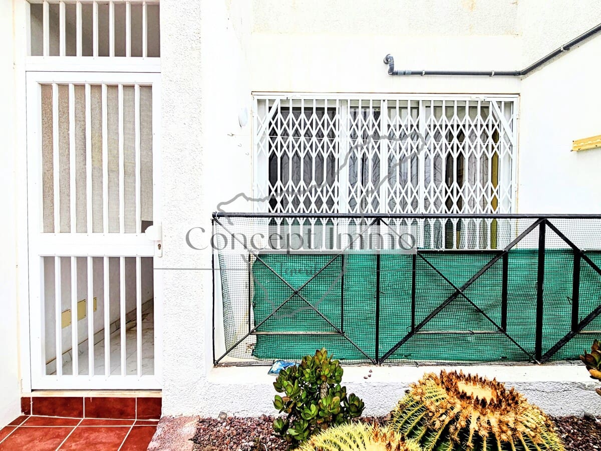 2 chambre Appartement à vendre à Costa Adeje avec piscine garage - 255 000 € (Ref: 9941577)