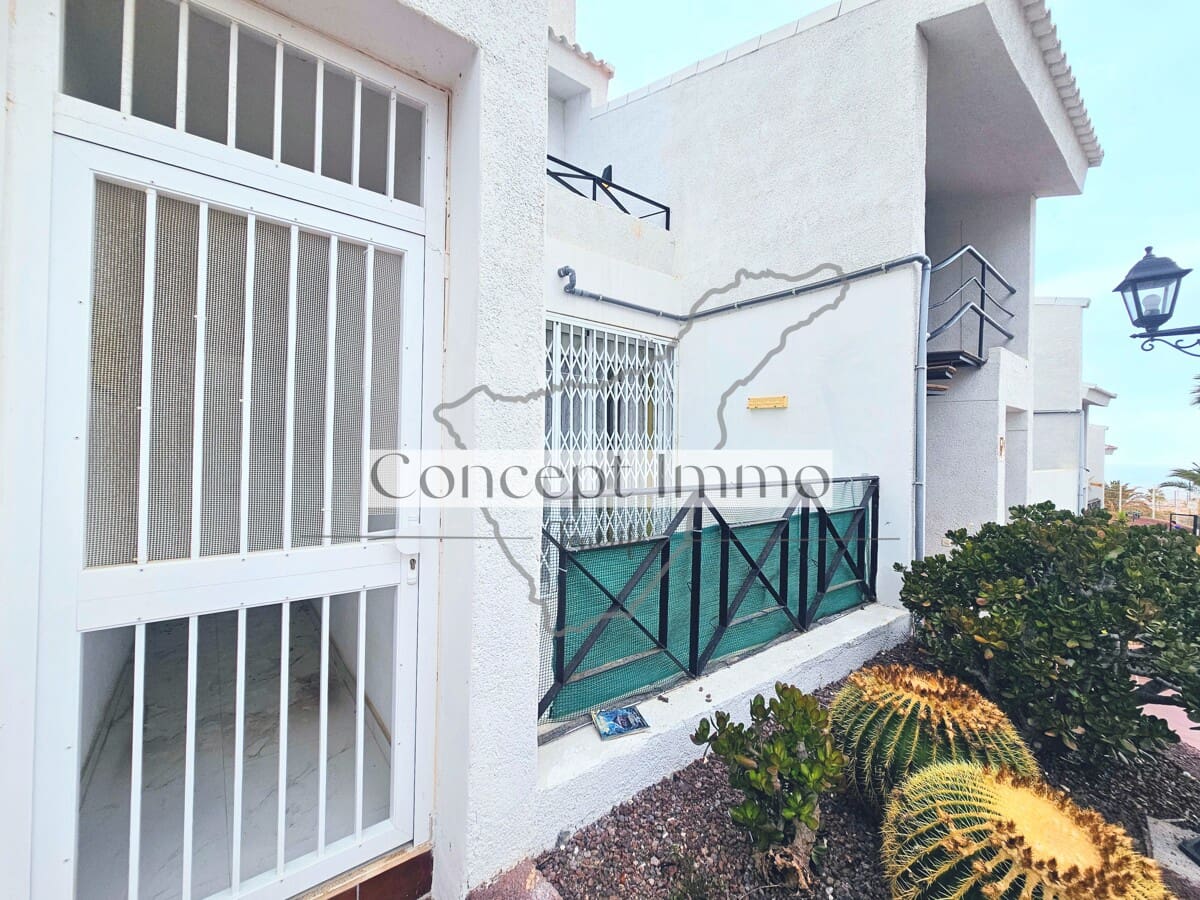 2 chambre Appartement à vendre à Costa Adeje avec piscine garage - 255 000 € (Ref: 9941577)