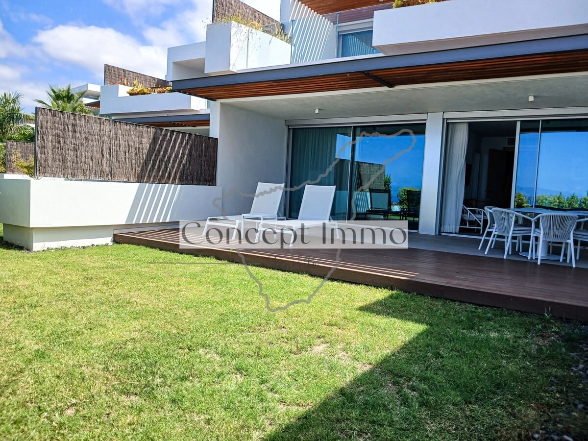 2 bedroom Flat for sale in Guia de Isora with pool garage - € 1,150,000 (Ref: 9944896)