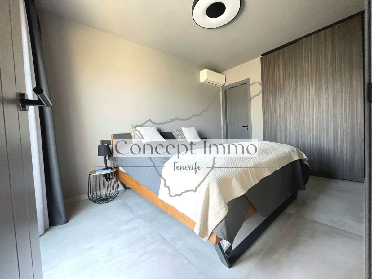 3 soverom Rekkehus til salgs i La Caleta Adeje med svømmebasseng garasje - € 1 195 000 (Ref: 9964567)