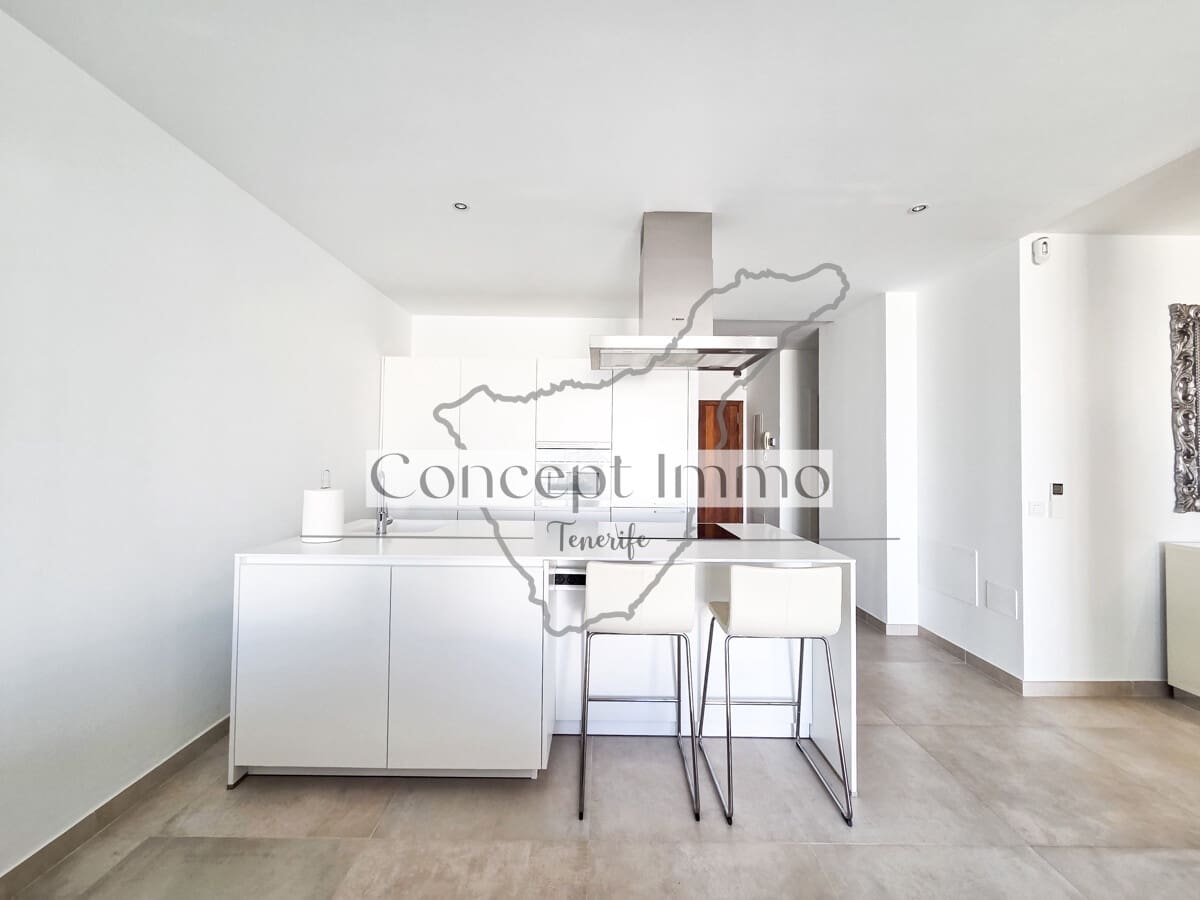 2 sovrum Radhus till salu i La Caleta Adeje med pool garage - 1 345 000 € (Ref: 9972777)
