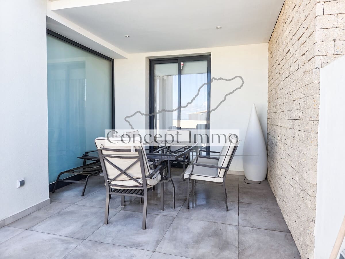 2 sovrum Radhus till salu i La Caleta Adeje med pool garage - 1 345 000 € (Ref: 9972777)