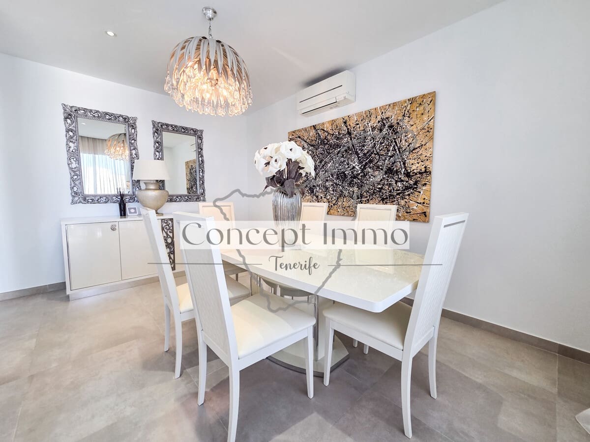 2 sovrum Radhus till salu i La Caleta Adeje med pool garage - 1 345 000 € (Ref: 9972777)