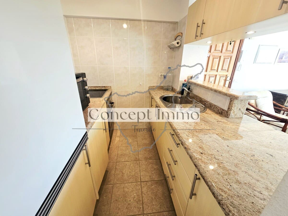 1 soveværelse Lejlighed til salg i Los Cristianos med garage - € 289.000 (Ref: 9992026)