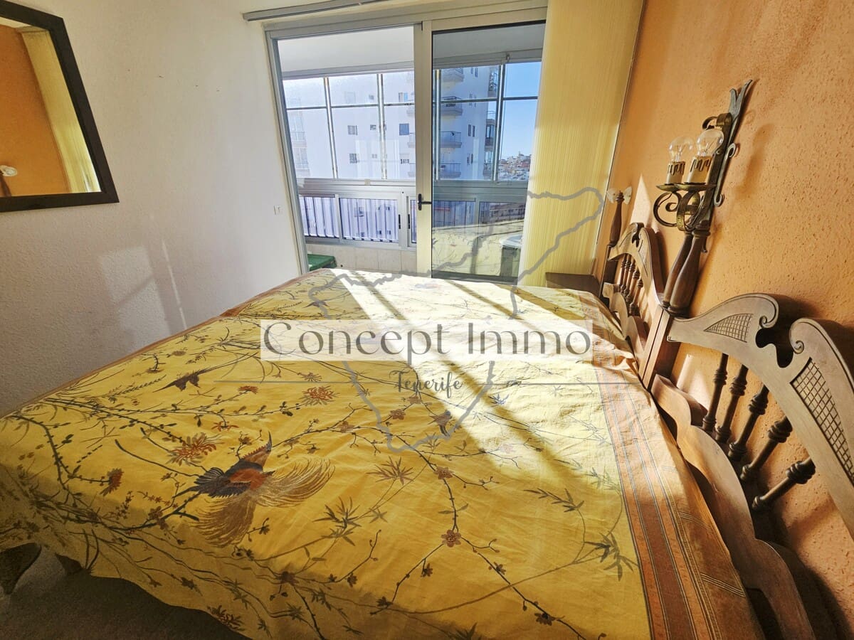 1 soveværelse Lejlighed til salg i Los Cristianos med garage - € 289.000 (Ref: 9992026)