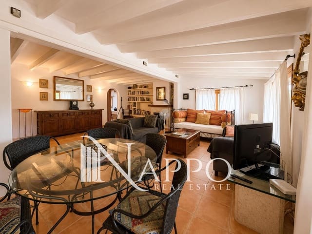 4 bedroom Villa for sale in Pollensa / Pollença with pool garage - € 2,500,000 (Ref: 10007759)