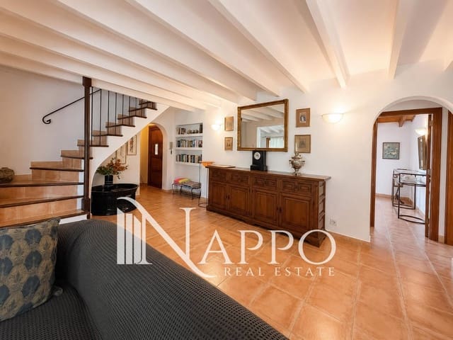 4 bedroom Villa for sale in Pollensa / Pollença with pool garage - € 2,500,000 (Ref: 10007759)