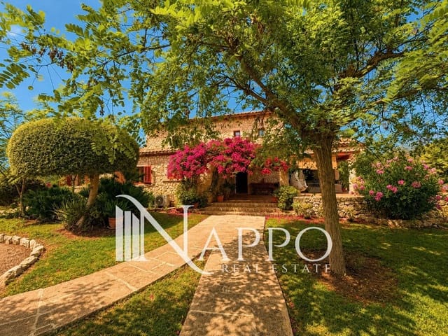 4 bedroom Villa for sale in Pollensa / Pollença with pool garage - € 2,500,000 (Ref: 10007759)
