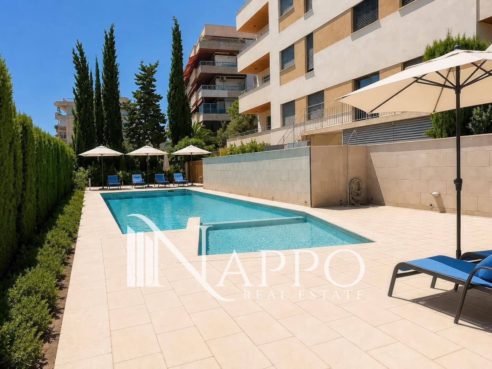 3 slaapkamer Flat te koop in Palma de Mallorca met zwembad garage - € 1.195.000 (Ref: 10008014)
