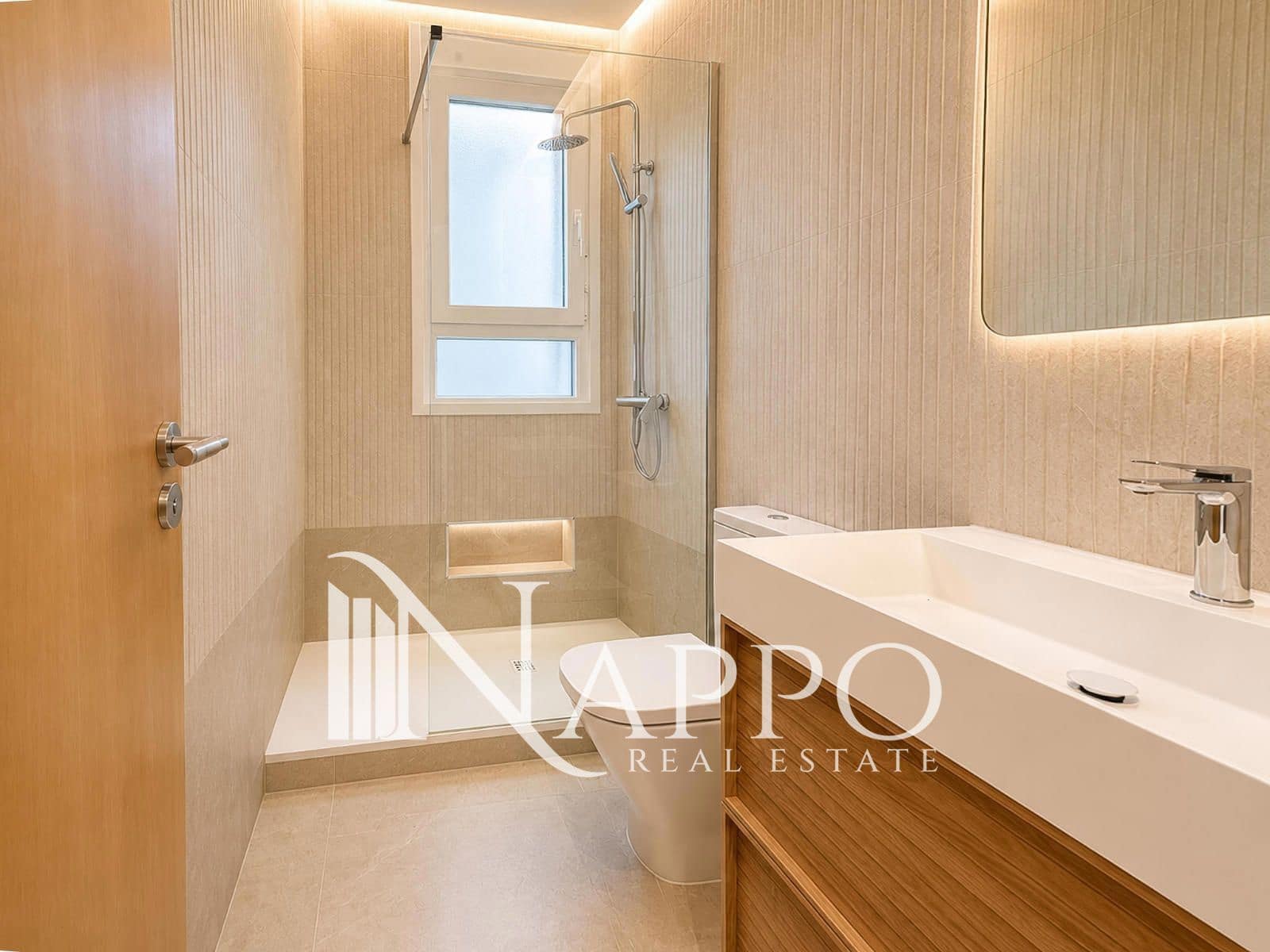 Piso de 4 habitaciones en Madrid ciudad en alquiler - 3.000 € (Ref: 10012246)