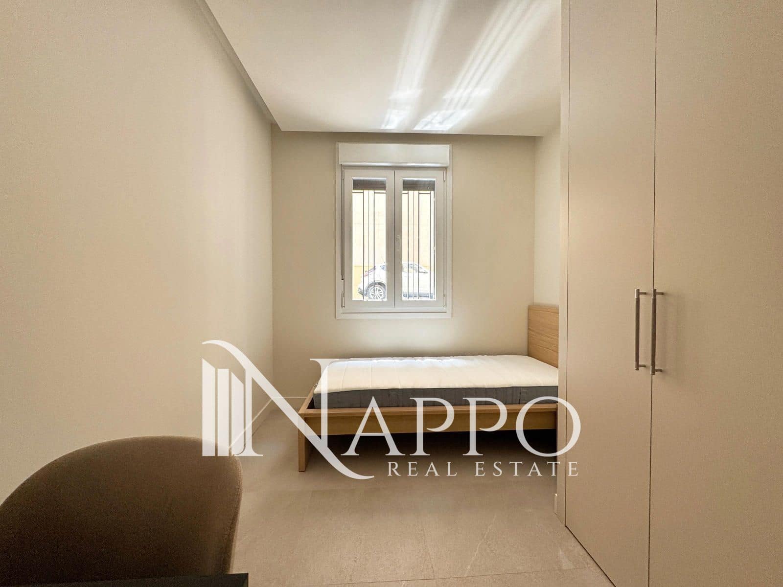 Piso de 4 habitaciones en Madrid ciudad en alquiler - 3.000 € (Ref: 10012246)