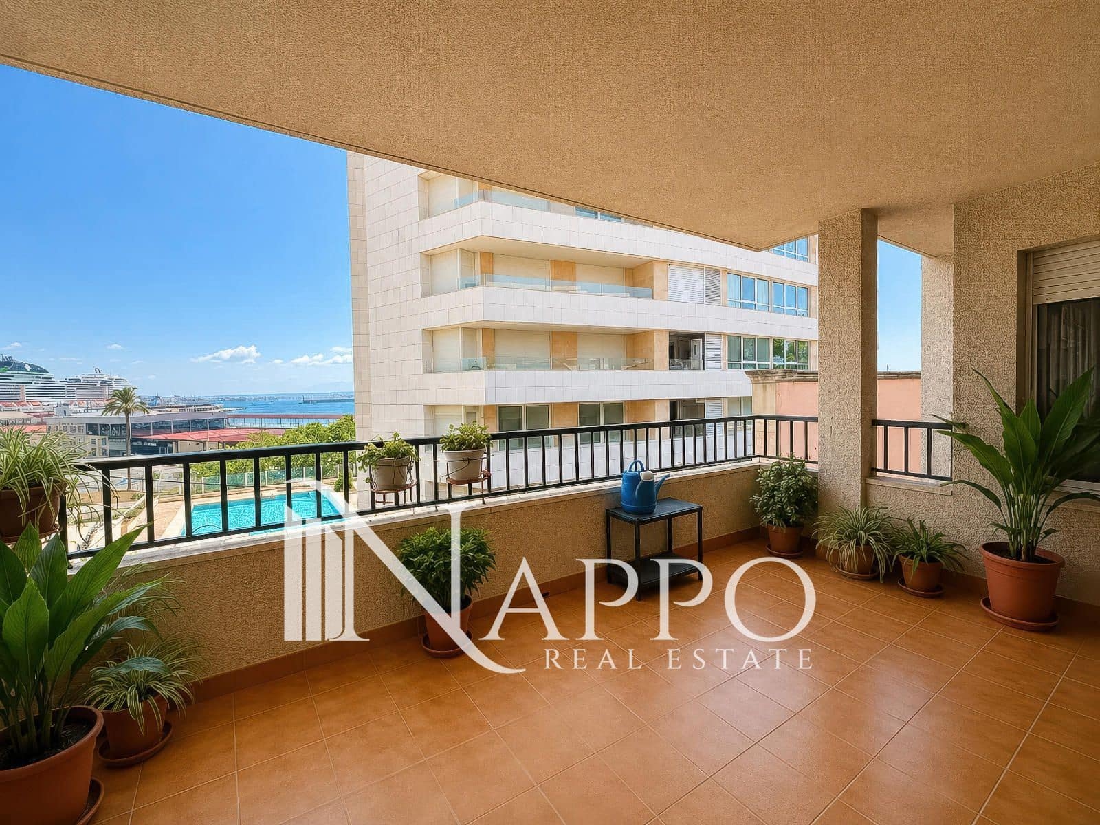 3 soveværelse Penthouse til salg i Palma de Mallorca med garage - € 690.000 (Ref: 10014132)