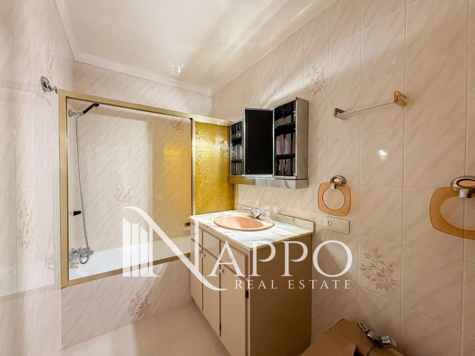 10 bedroom Villa for sale in Santa Maria del Cami - € 999,000 (Ref: 10014786)