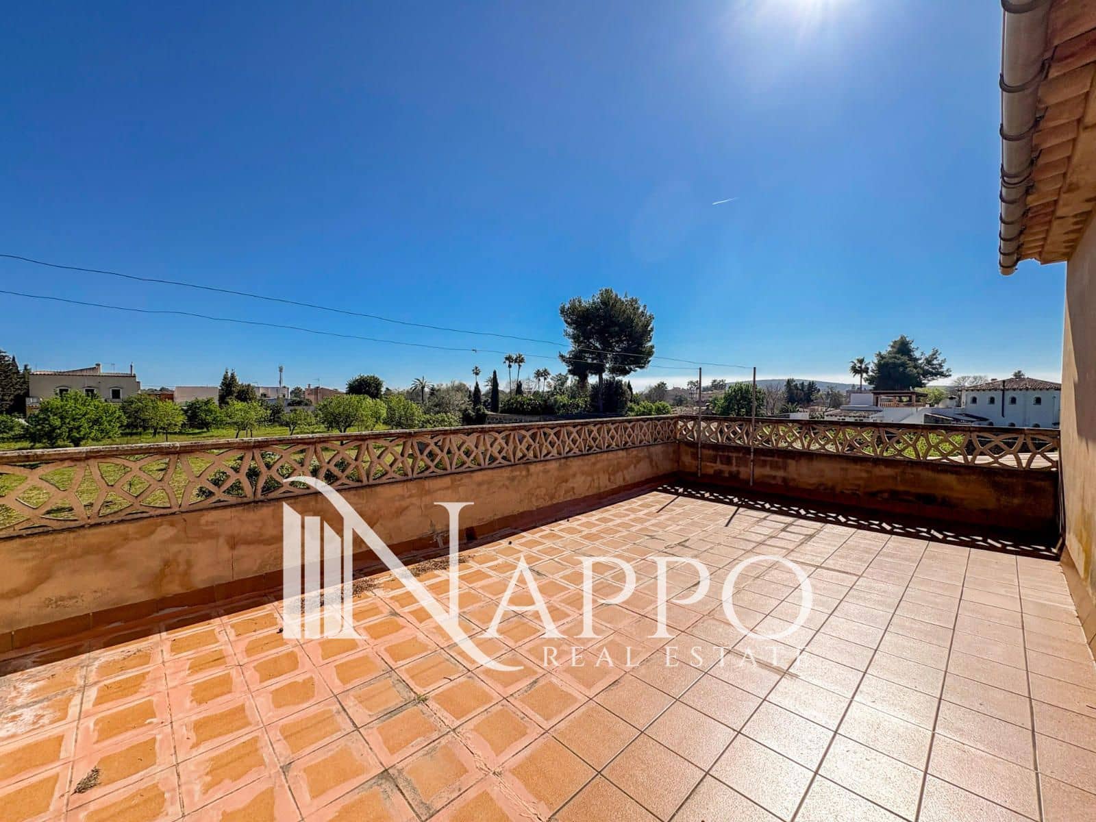 10 bedroom Villa for sale in Santa Maria del Cami - € 999,000 (Ref: 10014786)