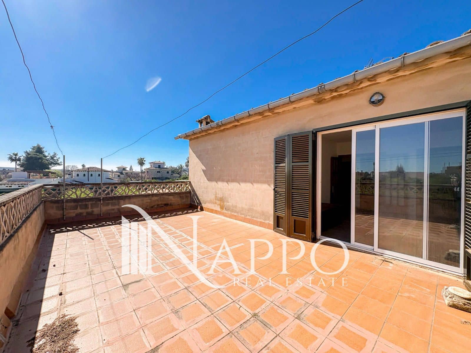 10 bedroom Villa for sale in Santa Maria del Cami - € 999,000 (Ref: 10014786)