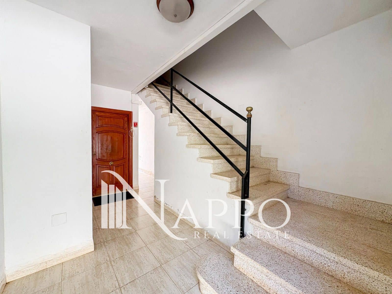 10 bedroom Villa for sale in Santa Maria del Cami - € 999,000 (Ref: 10014786)