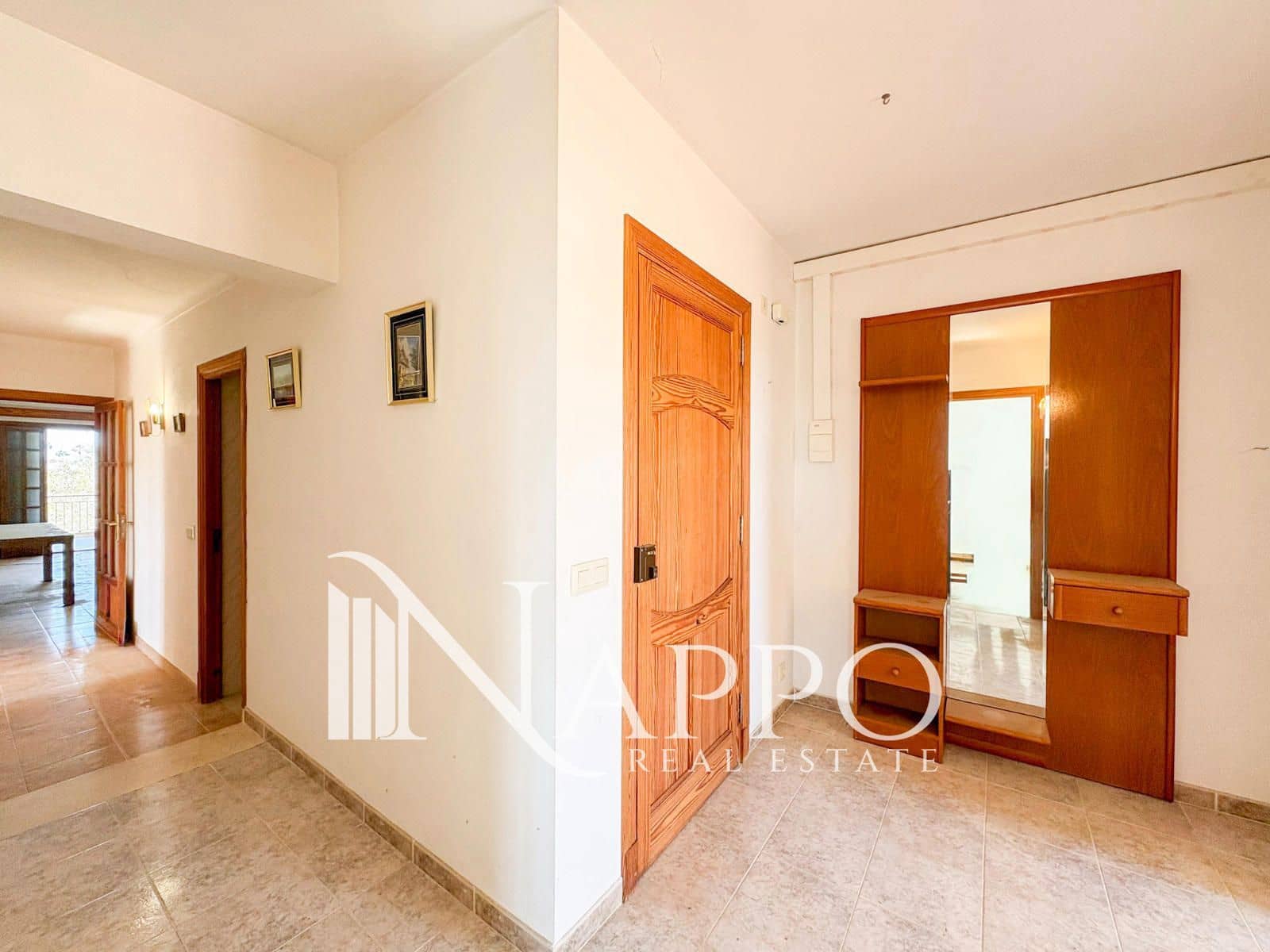 10 bedroom Villa for sale in Santa Maria del Cami - € 999,000 (Ref: 10014786)