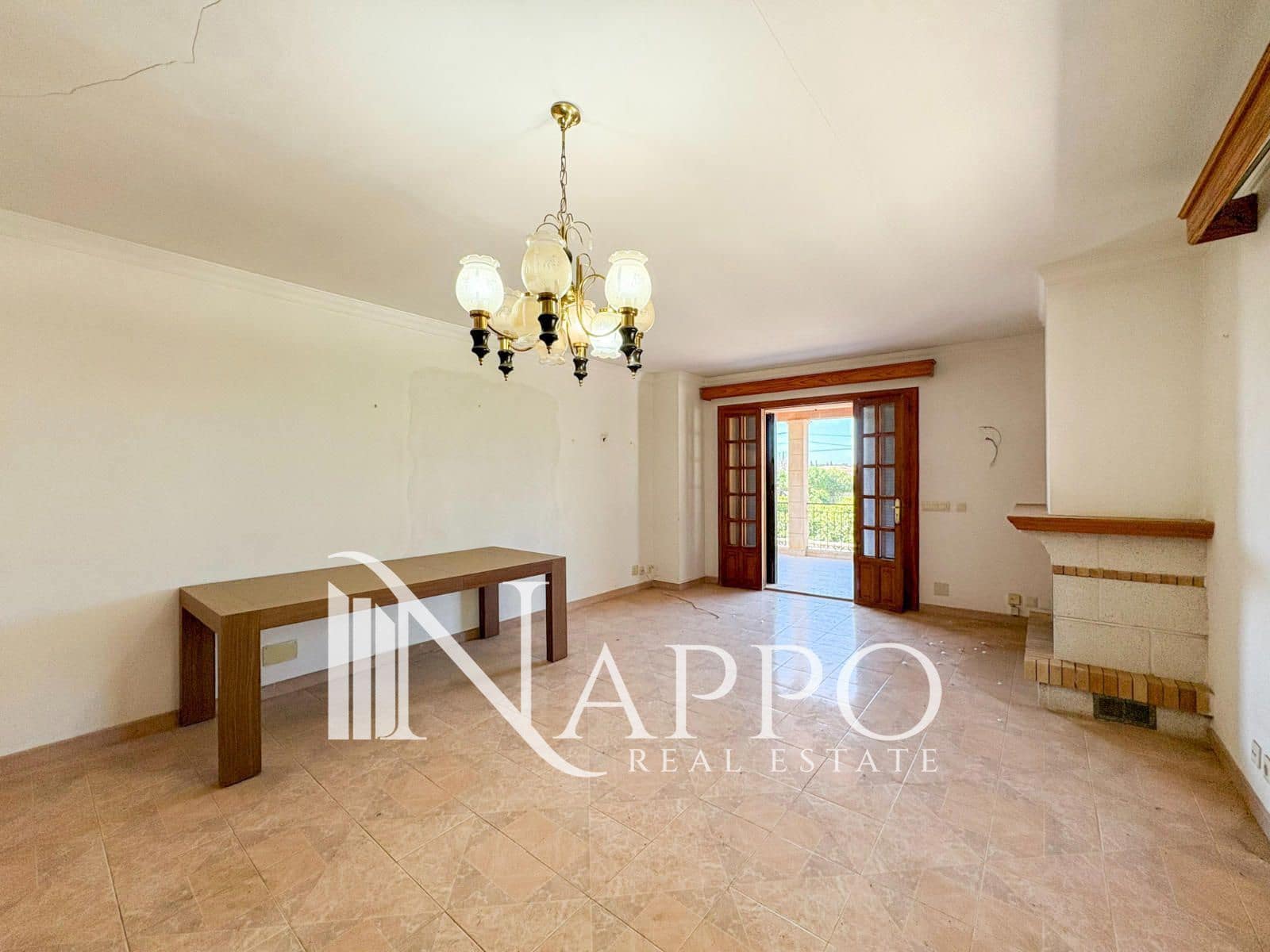 10 bedroom Villa for sale in Santa Maria del Cami - € 999,000 (Ref: 10014786)