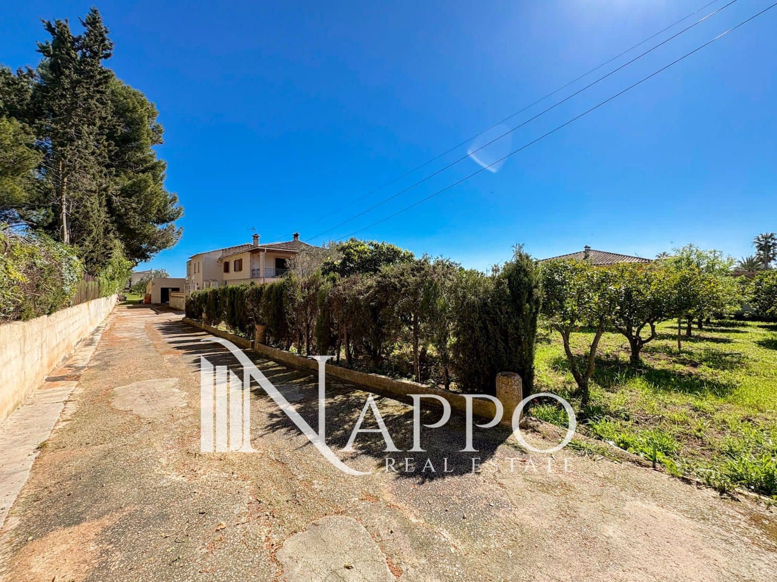 10 bedroom Villa for sale in Santa Maria del Cami - € 999,000 (Ref: 10014786)