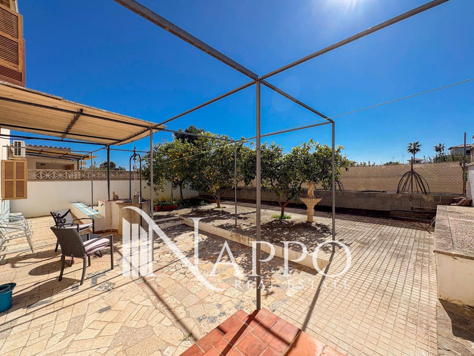 10 bedroom Villa for sale in Santa Maria del Cami - € 999,000 (Ref: 10014786)