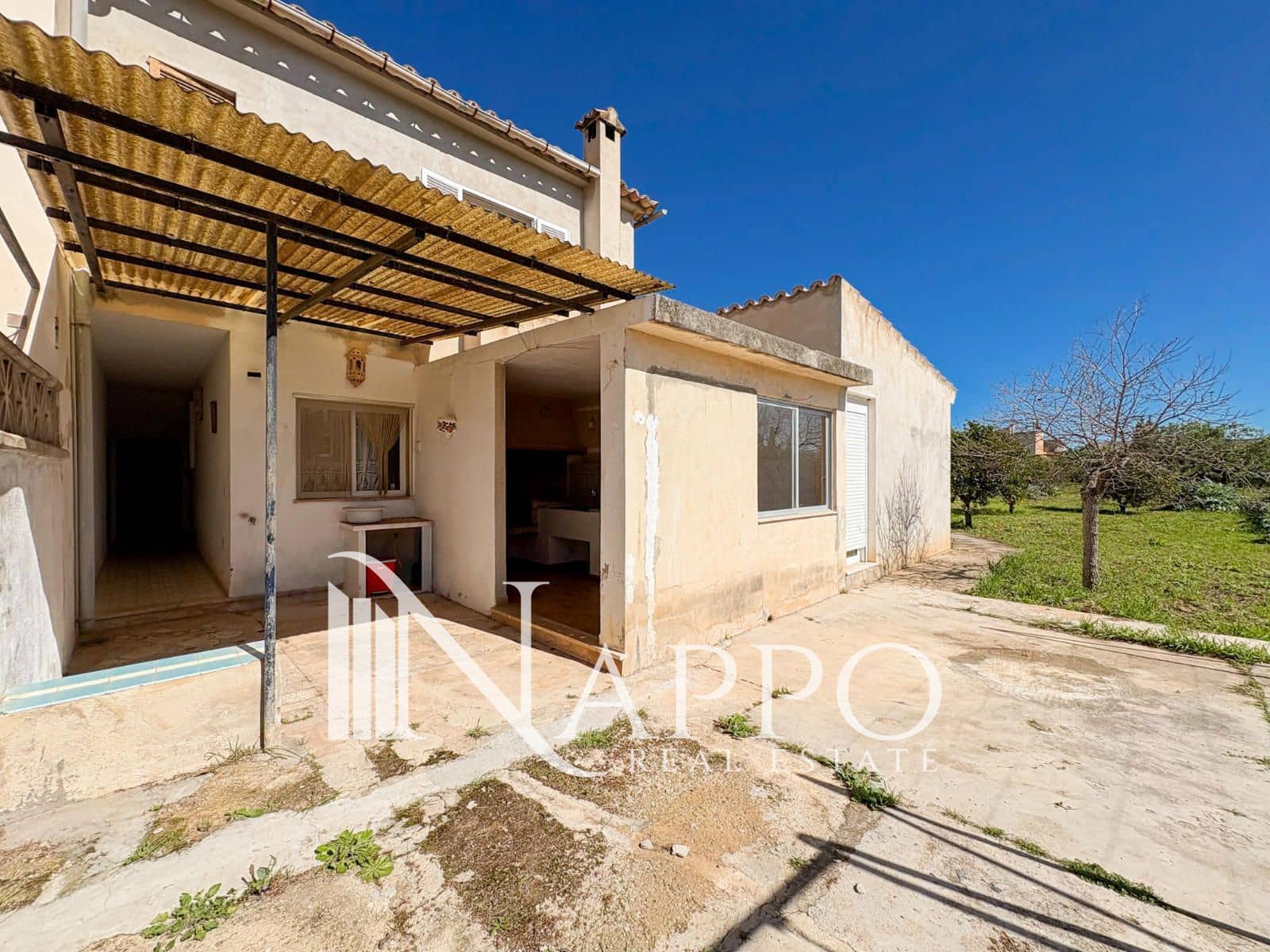10 bedroom Villa for sale in Santa Maria del Cami - € 999,000 (Ref: 10014786)