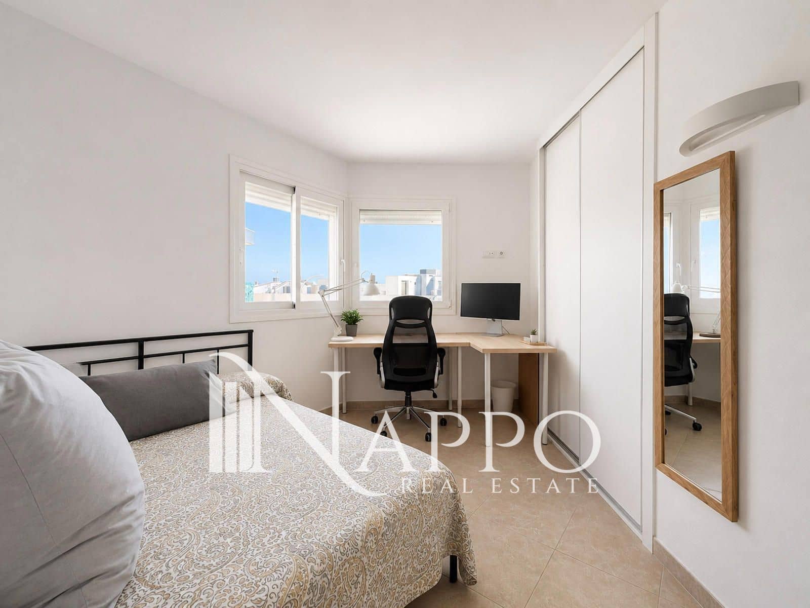 2 bedroom Flat for sale in Es Molinar / El Molinar with garage - € 390,000 (Ref: 10016928)