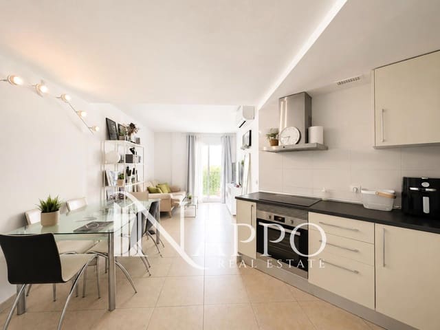 2 bedroom Flat for sale in Es Molinar / El Molinar, Palma de Mallorca with garage - € 390,000 (Ref: 10016928)