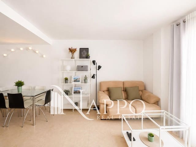 2 bedroom Flat for sale in Es Molinar / El Molinar, Palma de Mallorca with garage - € 390,000 (Ref: 10016928)
