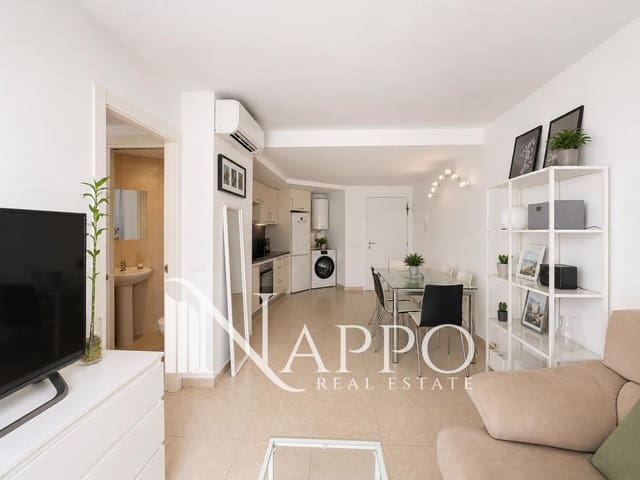 2 bedroom Flat for sale in Es Molinar / El Molinar, Palma de Mallorca with garage - € 390,000 (Ref: 10016928)