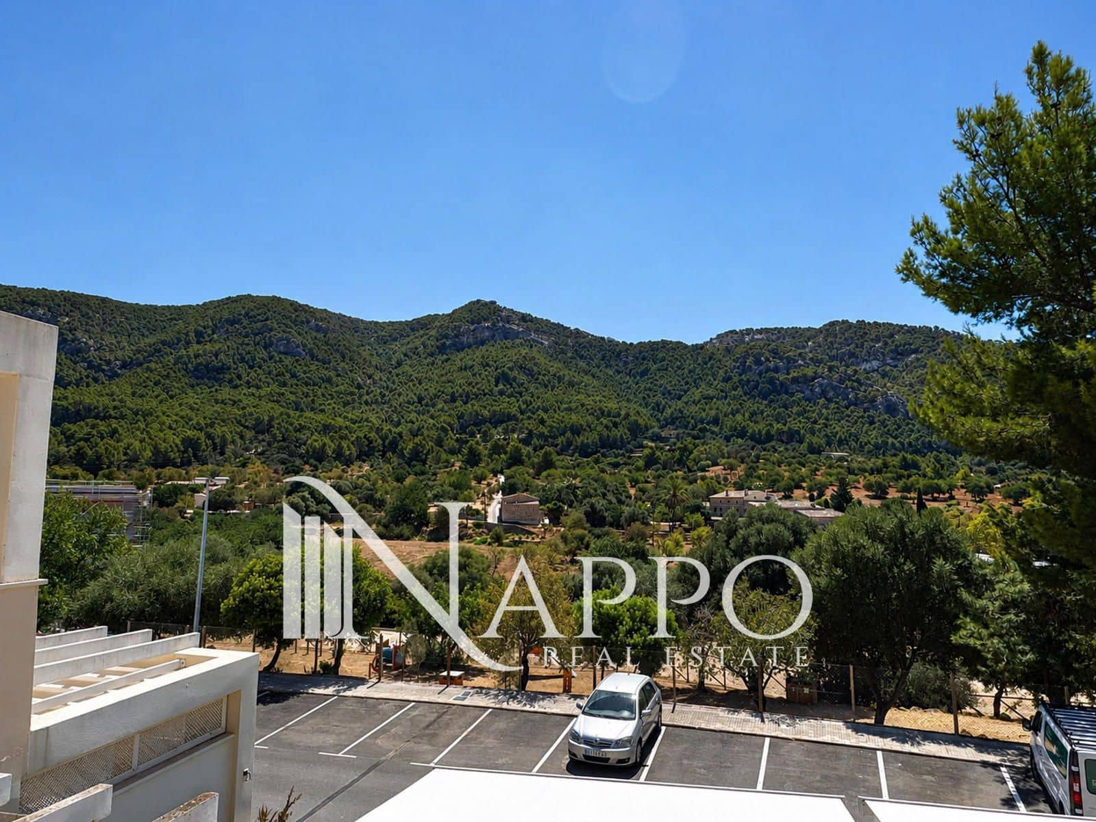 3 quarto Apartamento para venda em Andratx com piscina garagem - 499 000 € (Ref: 10019369)