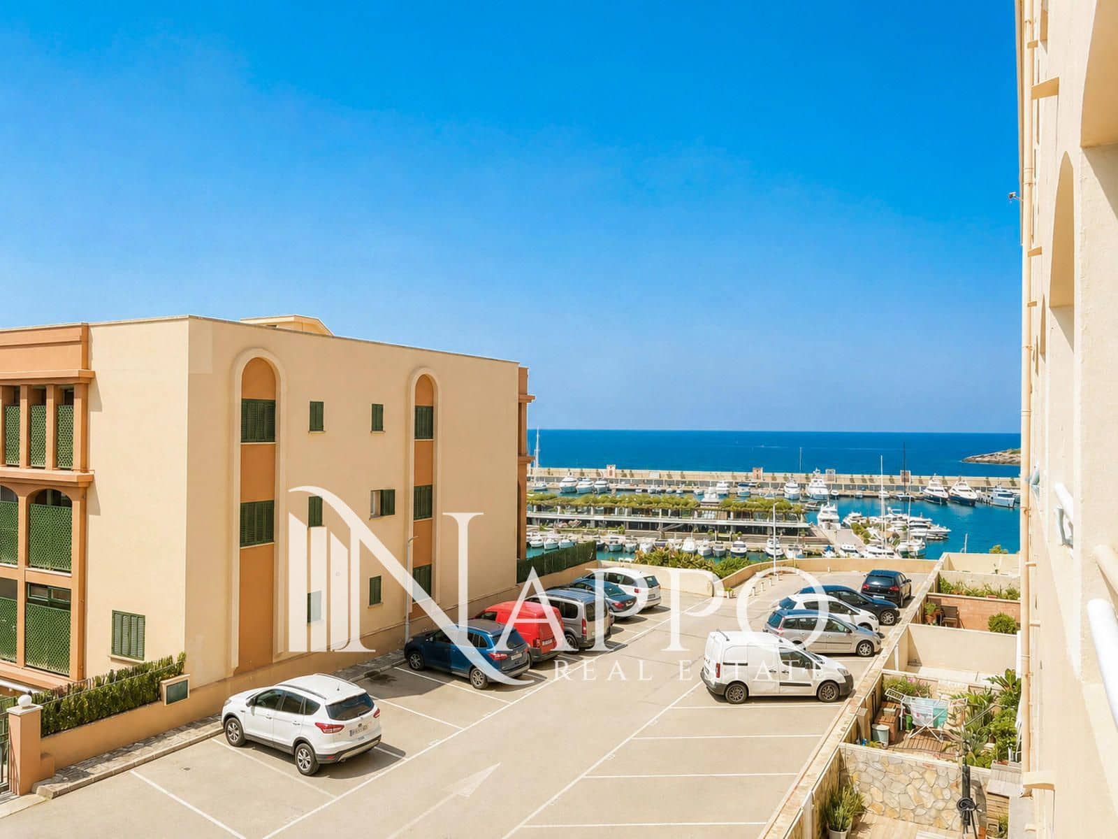 2 sypialnia Mieszkanie na sprzedaż w El Toro / Port Adriano z garażem - 495 000 € (Ref: 10019706)
