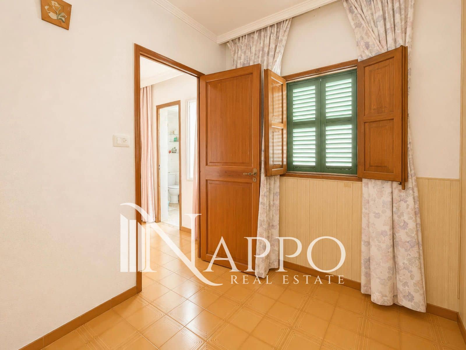 3 bedroom Flat for sale in Palma de Mallorca - € 420,000 (Ref: 10021384)