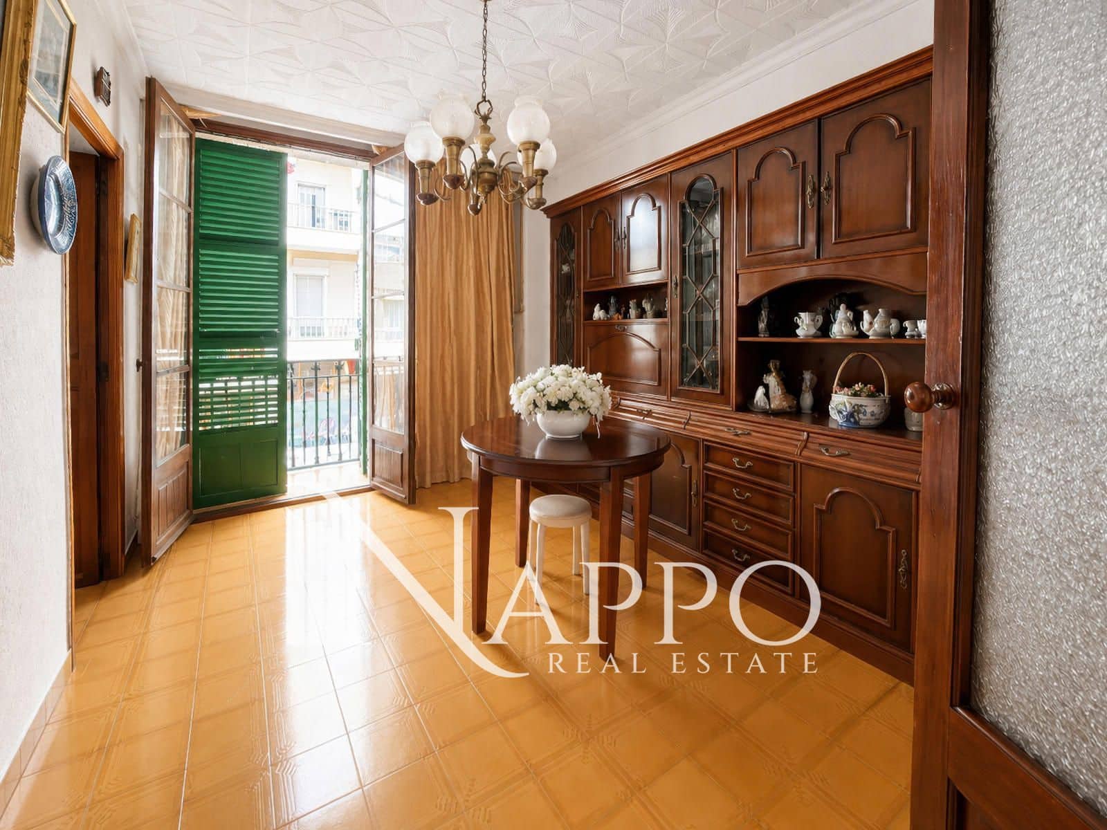 3 bedroom Flat for sale in Palma de Mallorca - € 420,000 (Ref: 10021384)