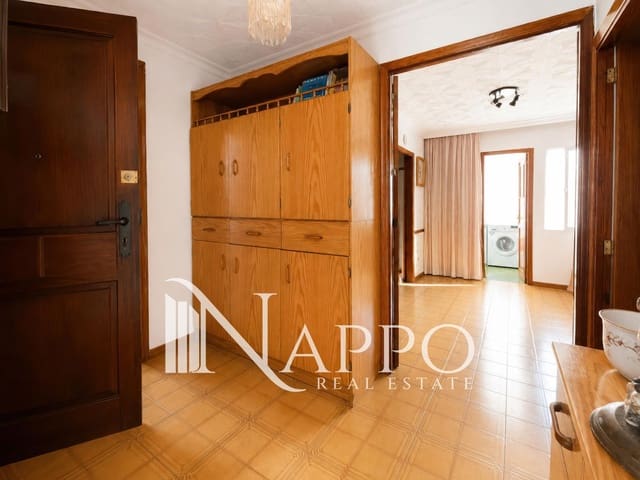 3 bedroom Flat for sale in Santa Catalina, Palma de Mallorca - € 420,000 (Ref: 10021384)