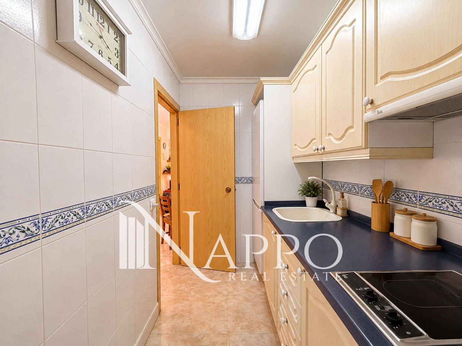 1 sovrum Lägenhet att hyra i Palma de Mallorca med pool - 1 600 € (Ref: 10024999)