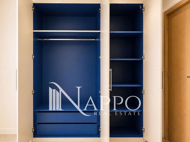 Appartement de 4 chambres à louer à Madrid ville - 750 € (Ref: 10033071)