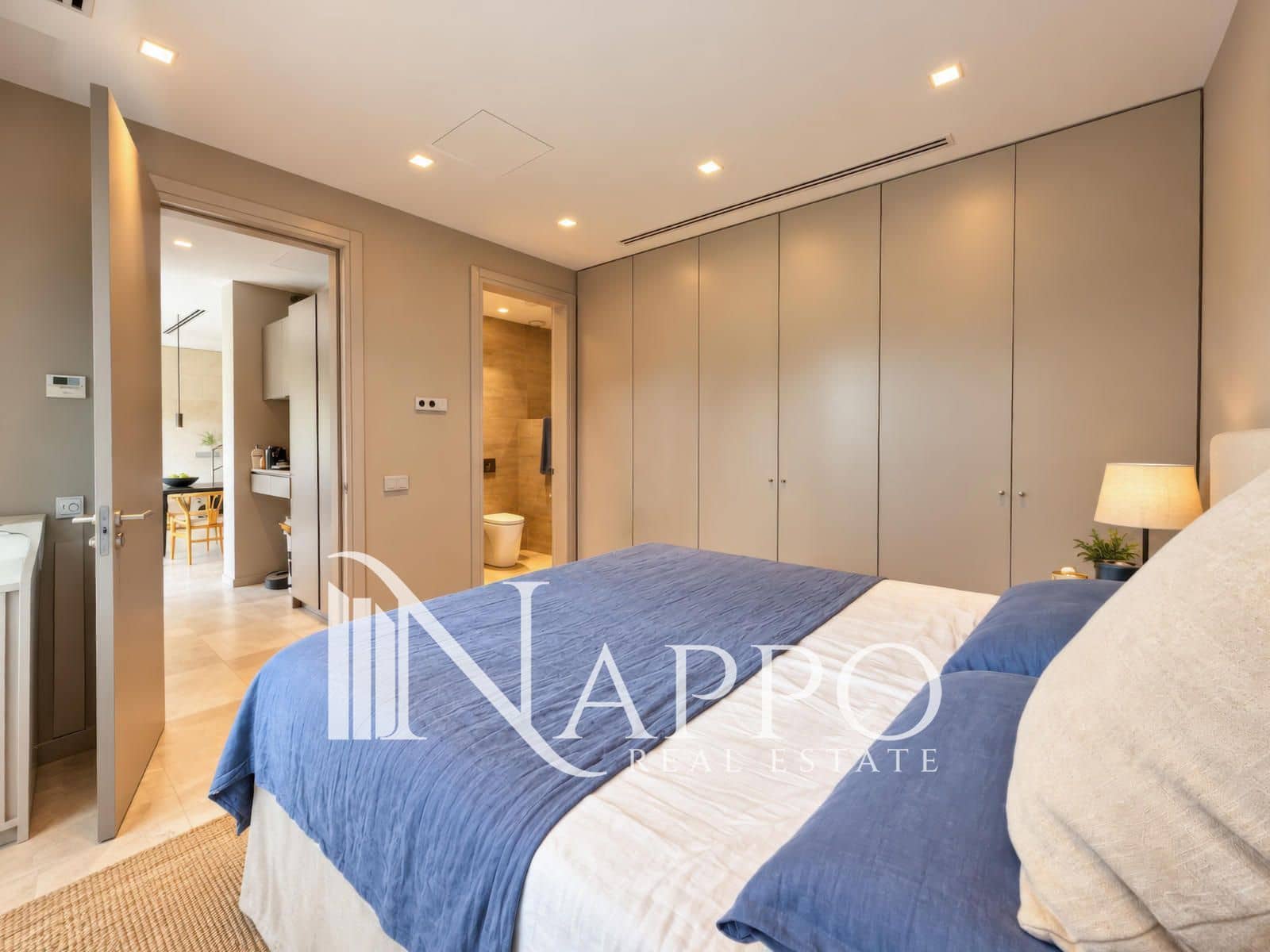 6 bedroom Villa for sale in Santa Ponsa with pool garage - € 4,995,000 (Ref: 10034235)