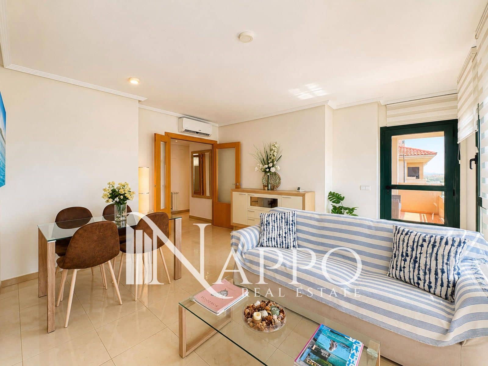 2 makuuhuone Kattohuoneisto vuokrattavana paikassa Palma de Mallorca mukana uima-altaan 
autotalli - 2 000 € (Ref: 10039039)