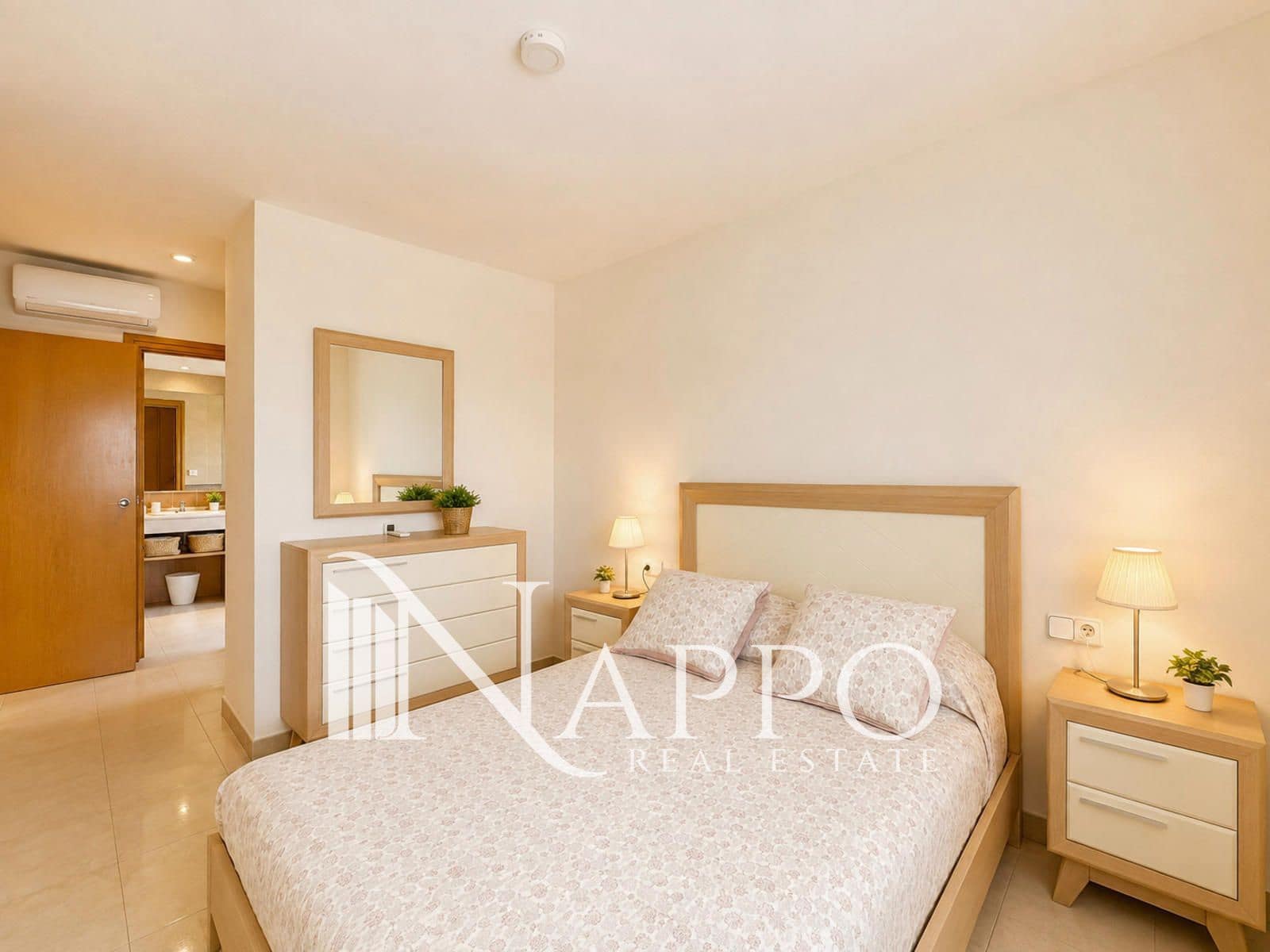 2 makuuhuone Kattohuoneisto vuokrattavana paikassa Palma de Mallorca mukana uima-altaan 
autotalli - 2 000 € (Ref: 10039039)